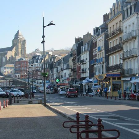 Entre Mer Et Falaises Le Treport Exterior photo